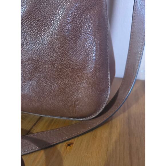 FRYE Olivia Large Leather Crossbody Shoulder Bag Cognac Super Nice!! - Picture 2 of 11